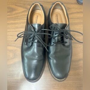 Dockers Black Oxford Shoes Sleek and Timeless Design